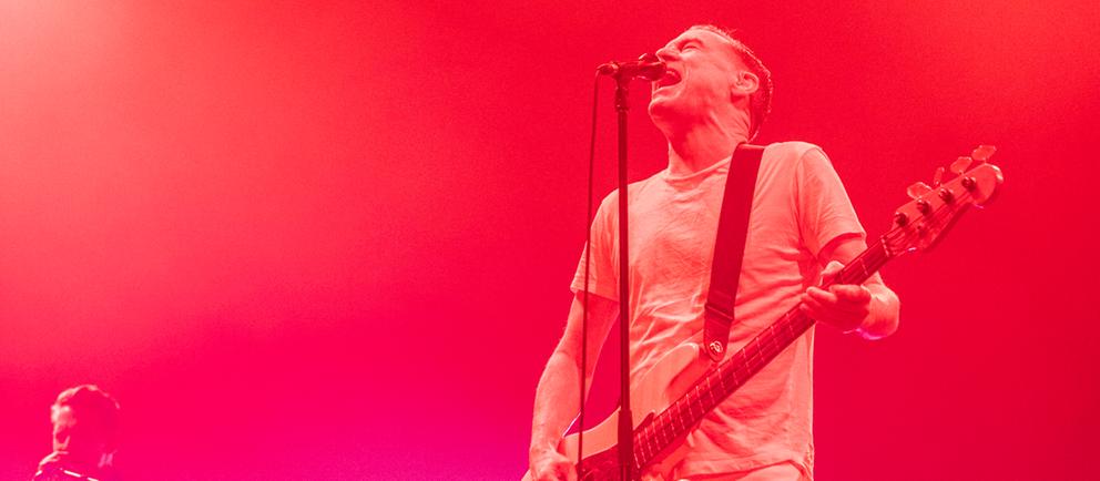 Bryan Adams beim Konzert 2024 in der Frankfurter Festhalle.