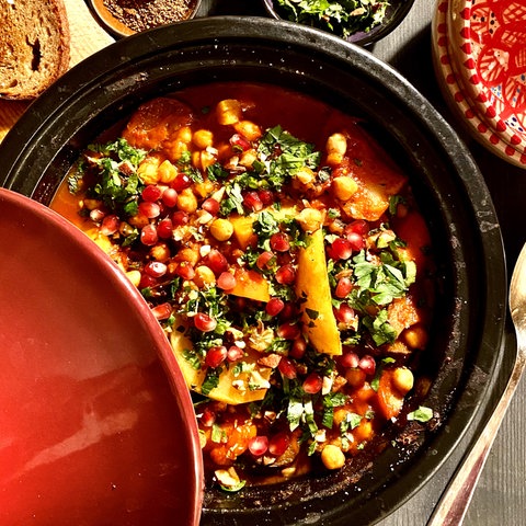 Gemüse-Tajine mit Mandeln