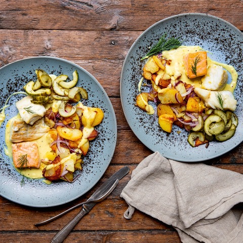 Pannfisch mit Senfsauce und warmem Gurkensalat