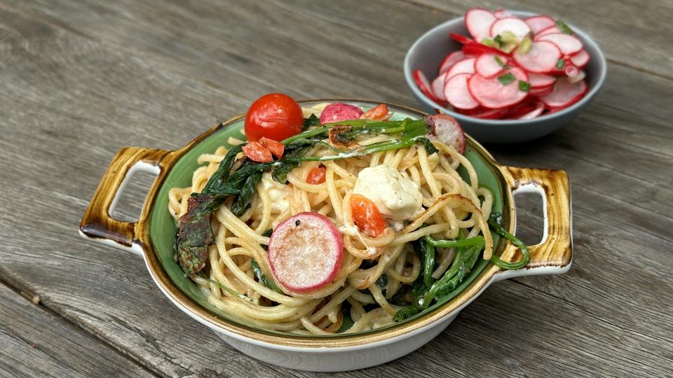 Spaghettini mit Paprika und Cocktailtomaten