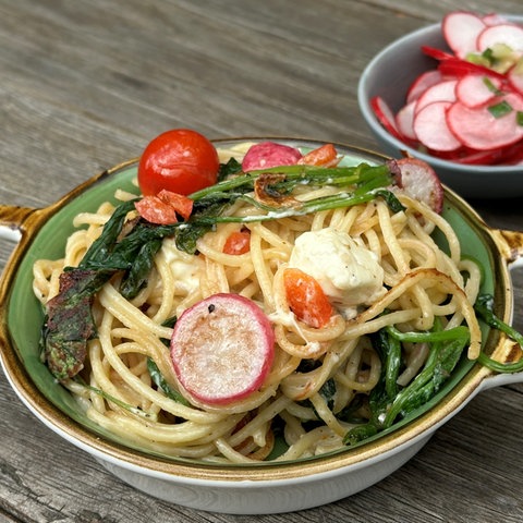 Spaghettini mit Paprika und Cocktailtomaten