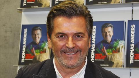 Thomas Anders präsentiert sein Kochbuch