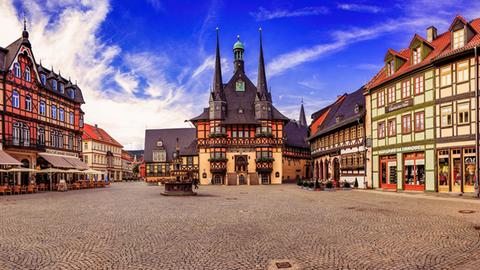 Wernigerode im Harz mit dem historischen Rathaus.