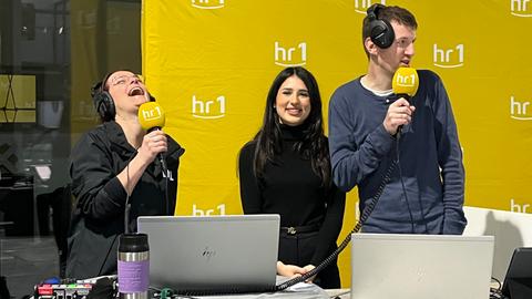 hr1 packt's an im Autohaus: Sylvia Homann, Nicole Sengül und Mathies Hohm