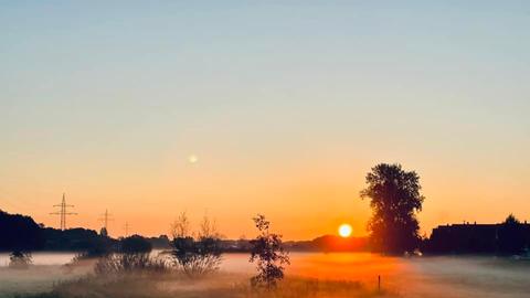 Bilder von Sonnenaufgängen der hr1-Hörer*innen am 20.9.2023.