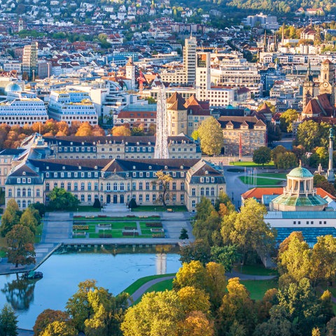 Stuttgarter Innenstadt mit Schlossgarten, Neues Schloss, Eckensee, Stiftskirche und Schlossplatz.